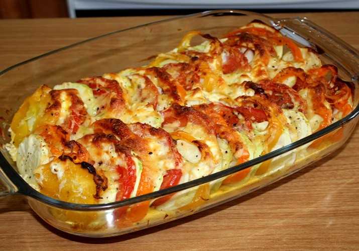 Кабачки с помидорами и сыром в духовке — 3 простых и вкусных рецепта