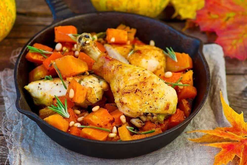Курица запечённая с овощами в духовке - 8 рецептов вкусного блюда