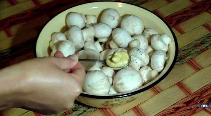 Шампиньоны в майонезе – грибное удовольствие! приготовление шампиньонов в майонезе на плите, гриле, в духовке и в горшочках