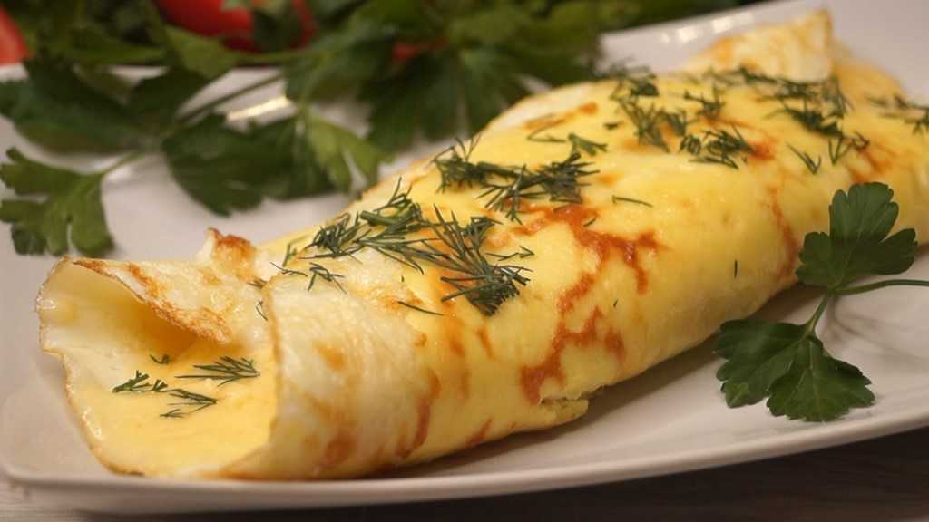 Фаршированные яйца с килькой рецепт с фото пошагово - 1000.menu