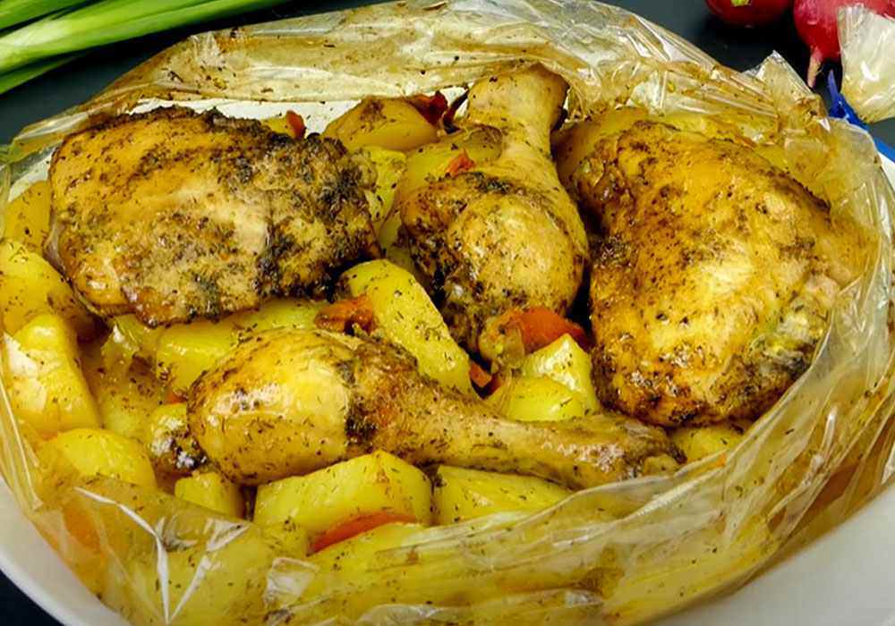 Куриные ножки с картошкой в духовке - 14 рецептов приготовления пошагово - 1000.menu