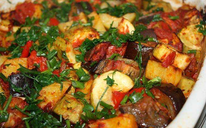 Овощное рагу в духовке с мясом и картошкой рецепт с фото пошагово и видео - 1000.menu