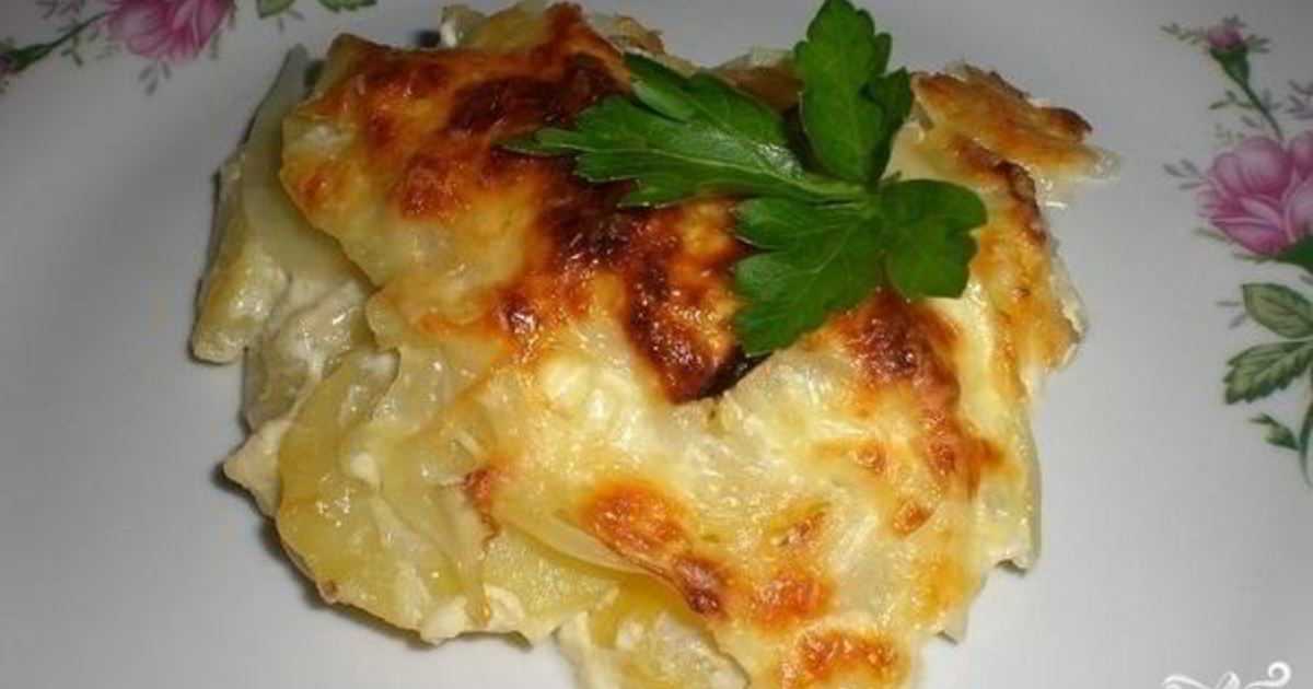 Курица с картошкой в духовке "по-французски": рецепт с помидорами и сыром