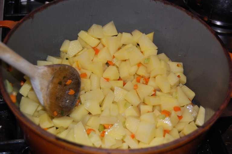 Картошка с грибами в мультиварке — пошаговый рецепт с фото