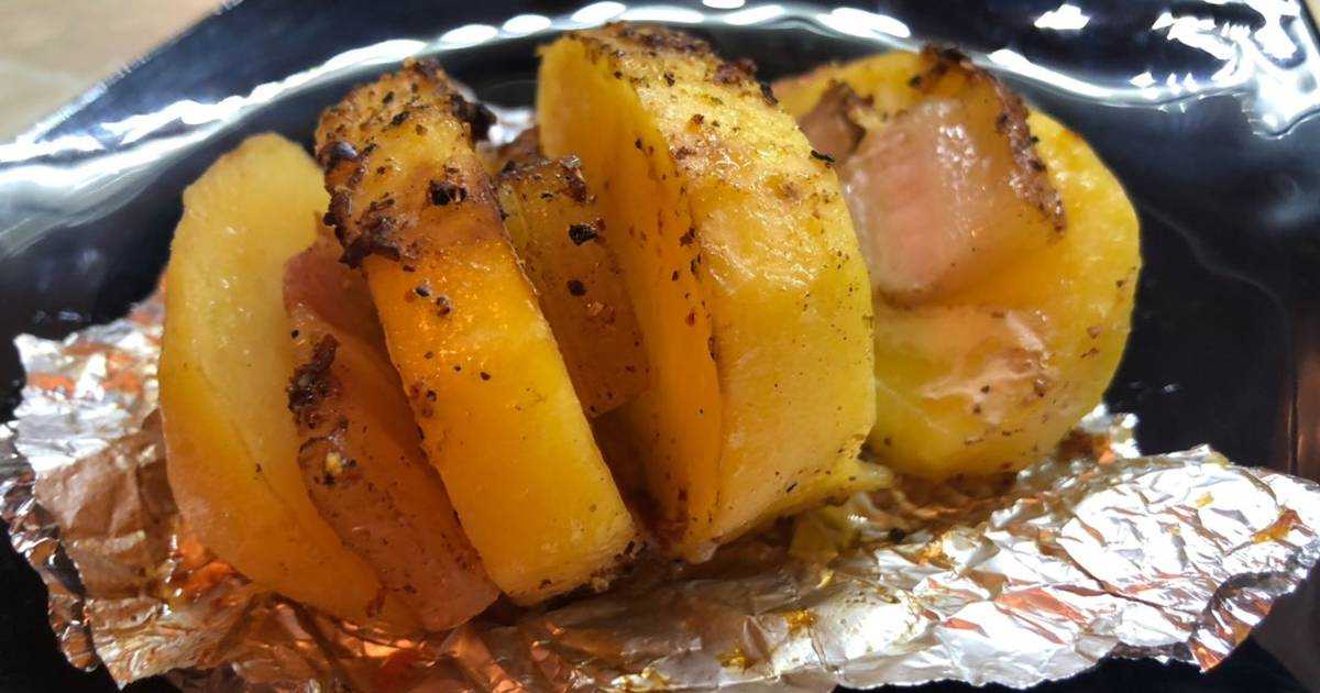 Картошка с салом, запеченная в духовке - 7 пошаговых фото в рецепте