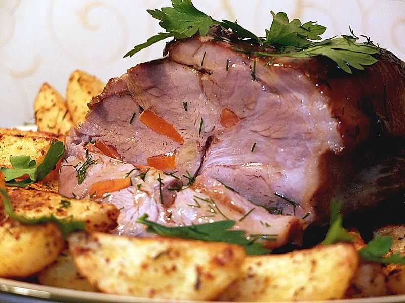 Мясо с брусничным соусом - 128 рецептов: мясные блюда | foodini
