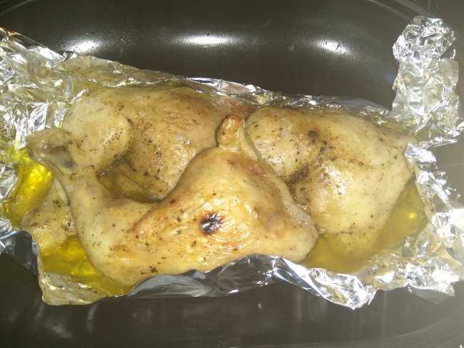 Курица в фольге в духовке 65 рецептов - 1000.menu