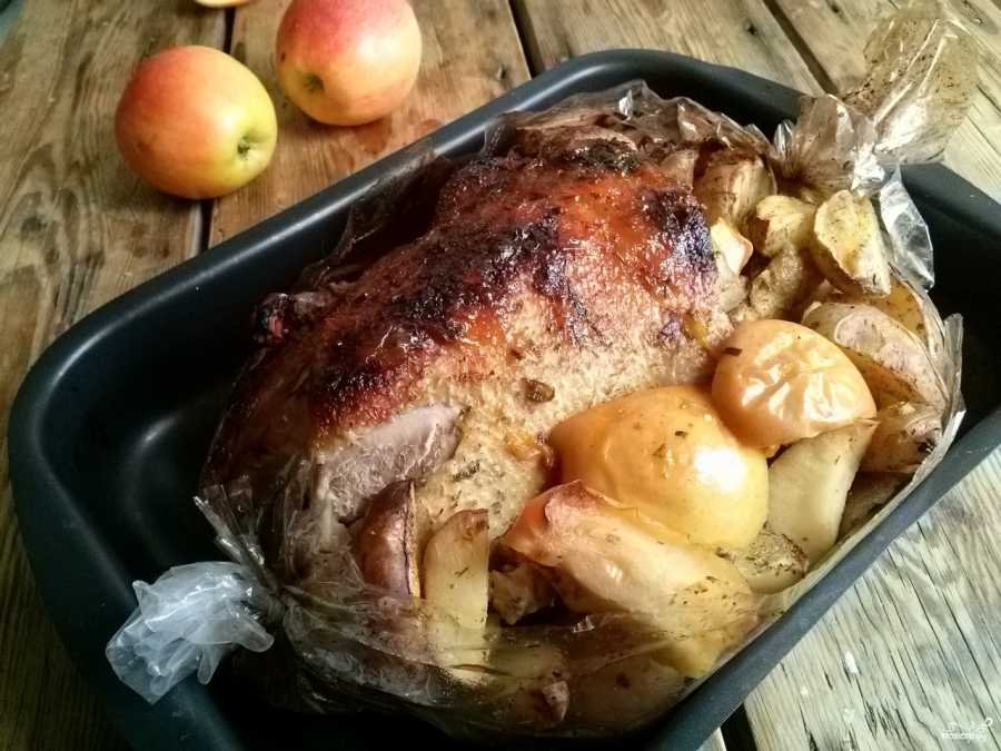 Гусь с яблоками — лучшие рецепты приготовления праздничного блюда