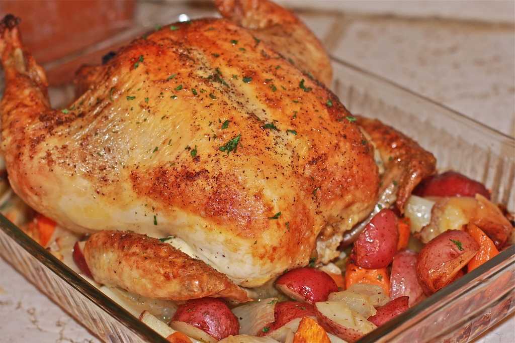 6 рецептов курицы в фольге — запекаем в духовке