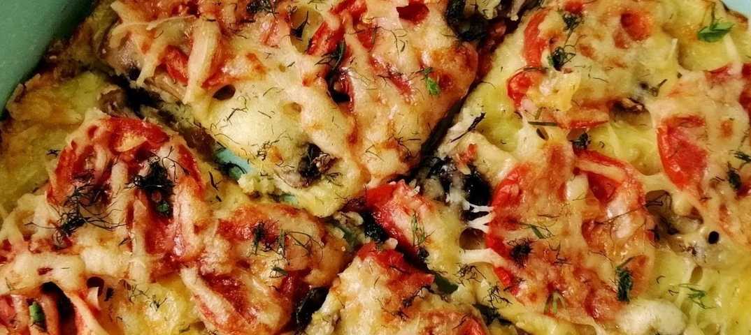 Оригинальный рецепт кабачковой пицца с сыром в духовке без муки - вместо теста здесь кабачки На странице также пошаговые фото, кулинарные советы, подсказки, комментарии пользователей, рекомендации, похожие рецепты