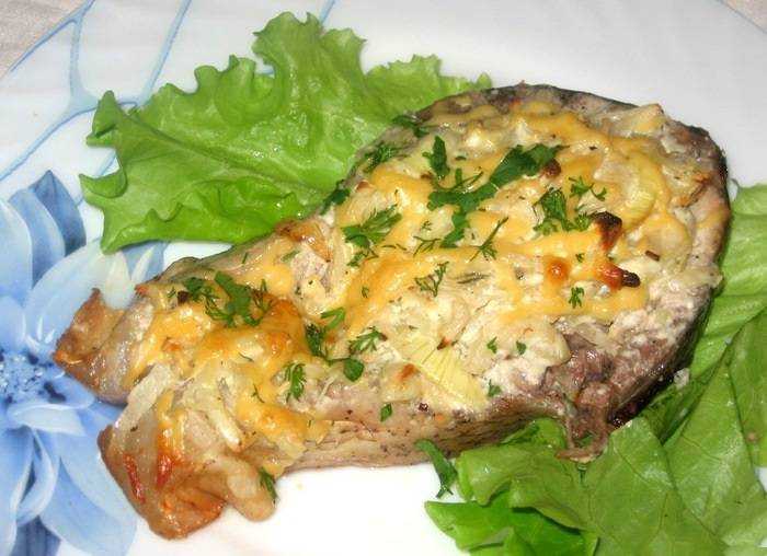 Рыба с сыром в сметане в духовке