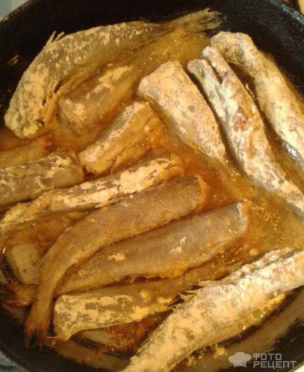 Путассу в духовке (12 фото): простые пошаговые рецепты приготовления вкусной запеченной рыбы с луком и морковью, брынзой и майонезом