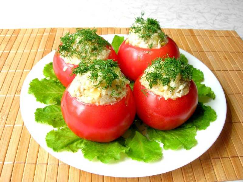Фаршированные помидоры с сыром в духовке запеченные