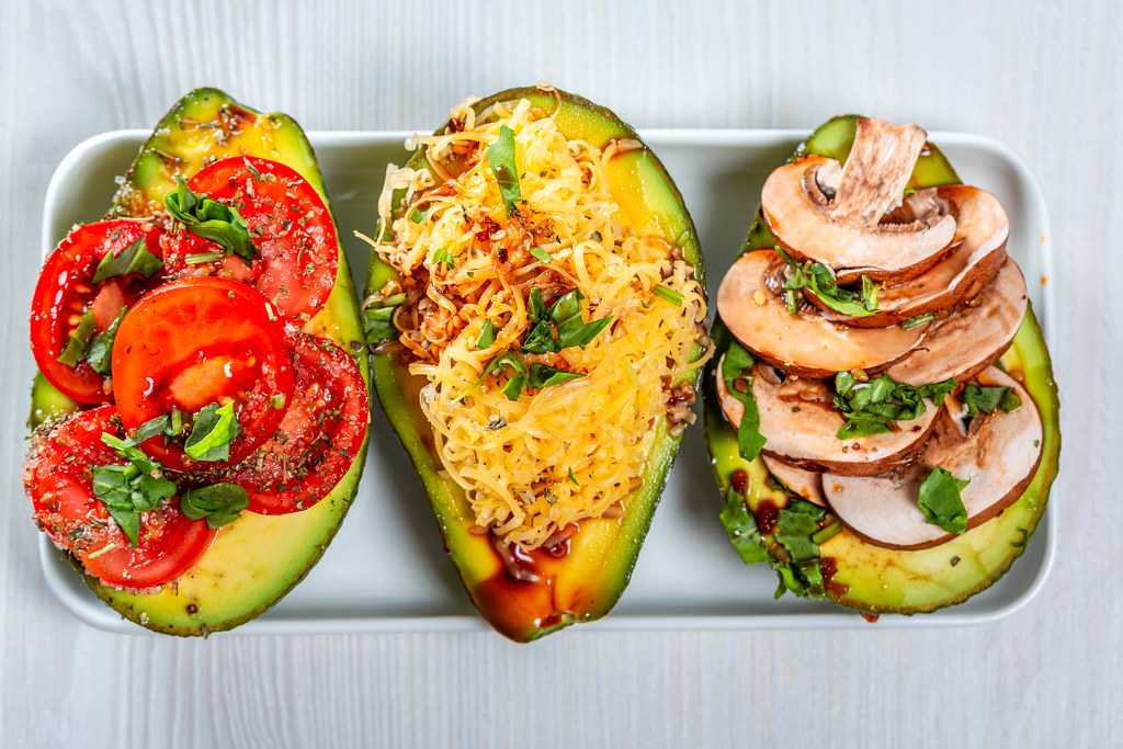 Что приготовить из авокадо: 9 простых рецептов разнообразных блюд на любой вкус и кошелек русский фермер