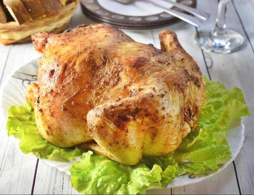 Курица в сметане в духовке. рецепт пошаговый с картошкой, чесноком, грибами в фольге, рукаве целиком, кусочками. фото