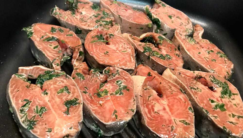 Стейк из лосося на сковороде – рецепты приготовления