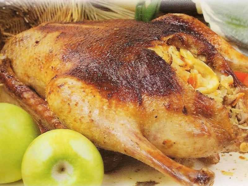 Курица фаршированная — лучшие рецепты. как правильно приготовить фаршированную курицу в духовке.