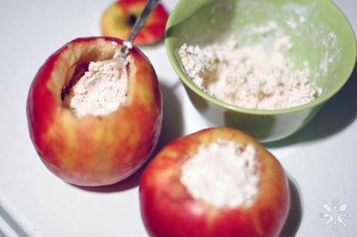 Яблоки запеченные с творогом в духовке - рецепты с фото