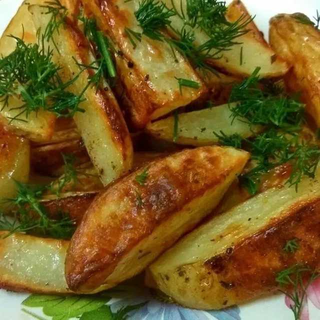 Как запечь картошку в духовке дольками? :: syl.ru