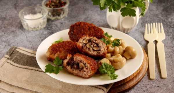 Мясо свинины по французски с грибами в духовке рецепт с фото пошагово и видео - 1000.menu