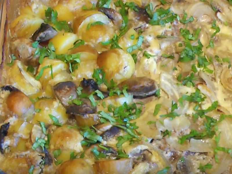 Приготовить мясо свинину с грибами и картошкой: рецепты с фото для духовки, мультиварки и сковородки
