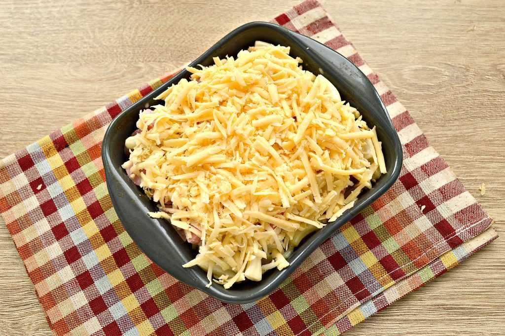 Лучшие рецепты запеканки с макаронами и колбасой: в духовке, с картофелем, помидорами, сыром, вермишелью