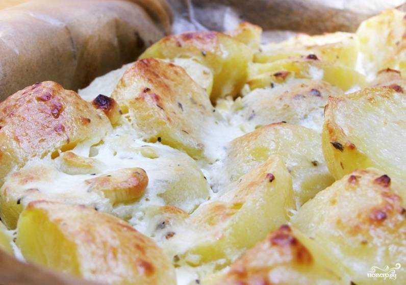 Картошка в сметане в духовке – 4 легких рецепта