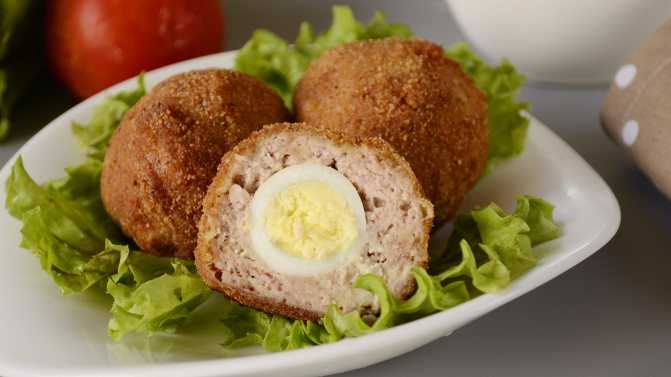 Зразы мясные с перепелиным яйцом в духовке рецепт с фото пошагово и видео - 1000.menu