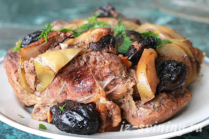 Свинина в рукаве в духовке – 8 рецептов приготовления
