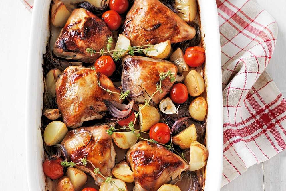 Курица с кабачками в духовке – 10 рецептов с пошаговыми фото