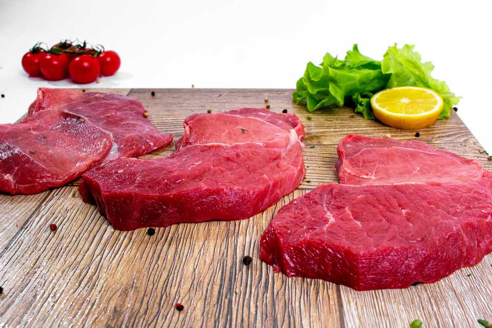 Отбивные из говядины — лучшие рецепты. как правильно и вкусно приготовить говяжьи отбивные.