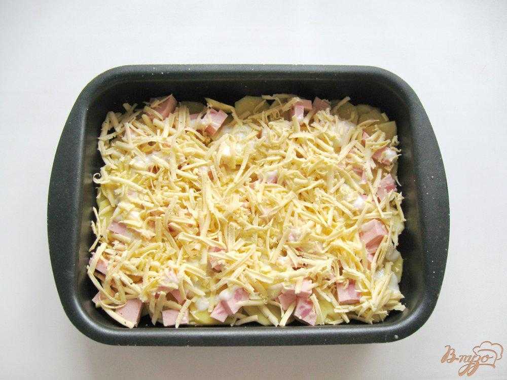 Запеканка из макарон с колбасой и сыром
