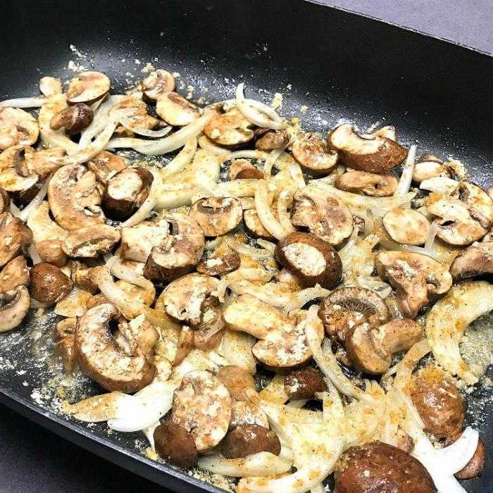 Мясо с грибами в духовке 🥘 (13 рецептов)