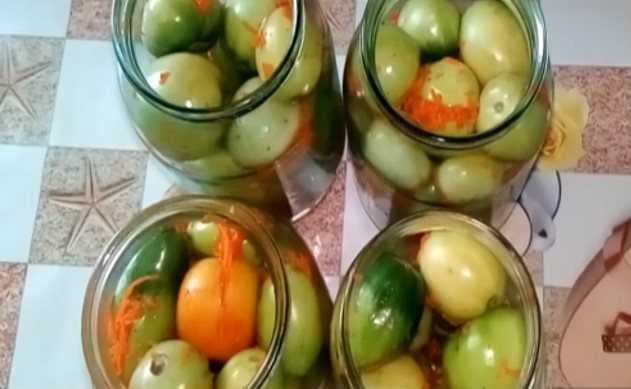 Малосольные помидоры по-армянски с зеленью и чесноком