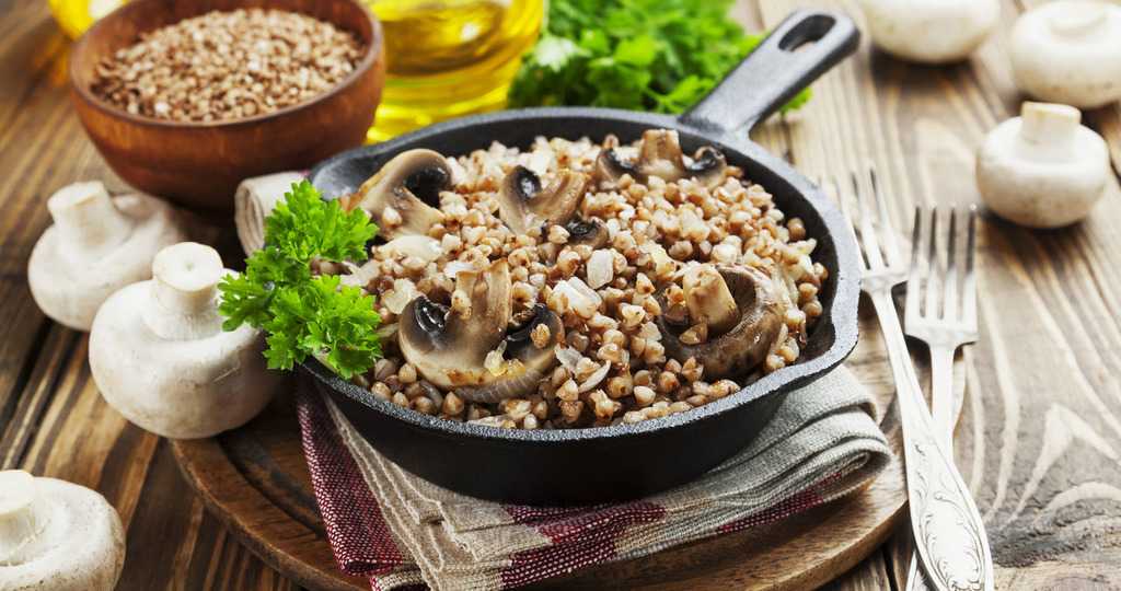 Как приготовить утку с гречкой и грибами в духовке: поиск по ингредиентам, советы, отзывы, подсчет калорий, изменение порций, похожие рецепты
