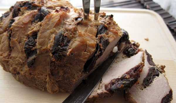 Свинина целым куском, запеченная в духовке – 10 рецептов с пошаговыми фото