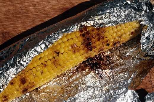 Кукуруза, запеченная в фольге на мангале - пошаговый рецепт приготовления с фото