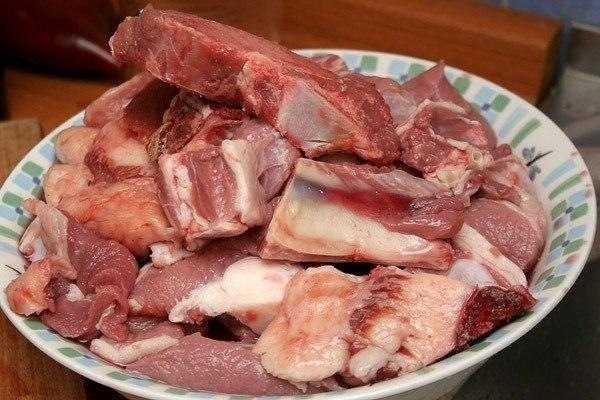 Запеченная свиная грудинка в духовке — 16 домашних вкусных рецептов