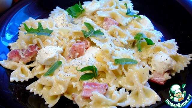 Сыр моцарелла – рецепт томатного супа, фарфалле, курицы, пиццы, салата, канапе, запеченных баклажан с сыром