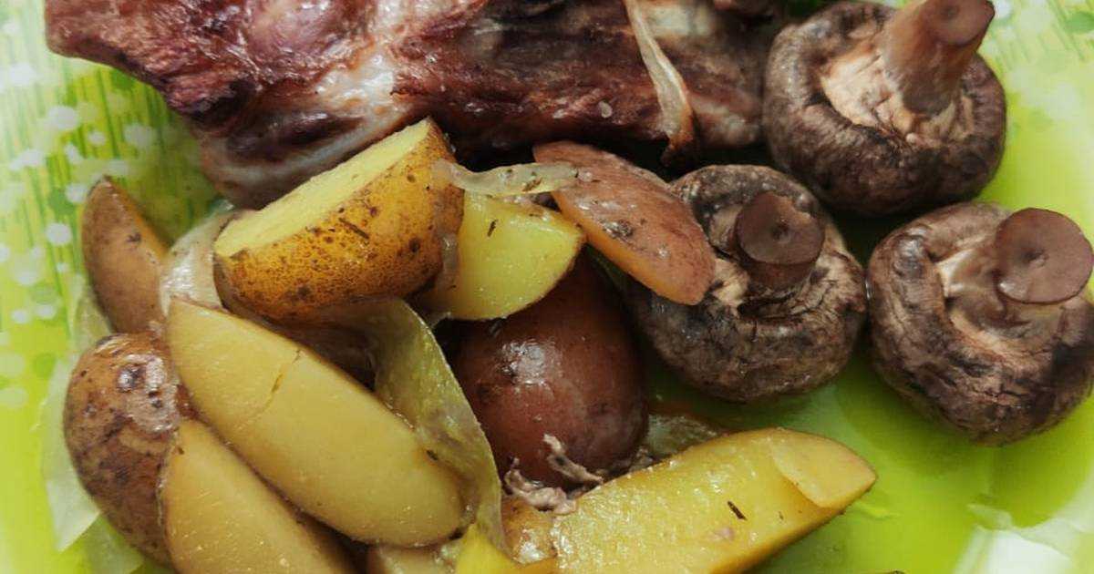 Как приготовить свинину в духовке с картошкой и грибами: поиск по ингредиентам, советы, отзывы, пошаговые фото, подсчет калорий, изменение порций, похожие рецепты