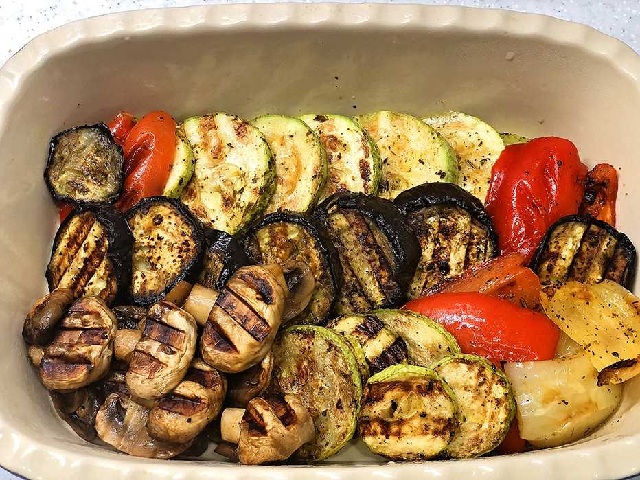 Овощи-гриль в духовке (19 фото): пошаговый рецепт запекания продуктов. как приготовить их на решетке?