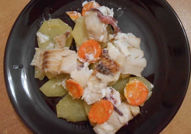Самые вкусные рецепты минтая в духовке: филе с овощами, с картошкой и другие варианты приготовления