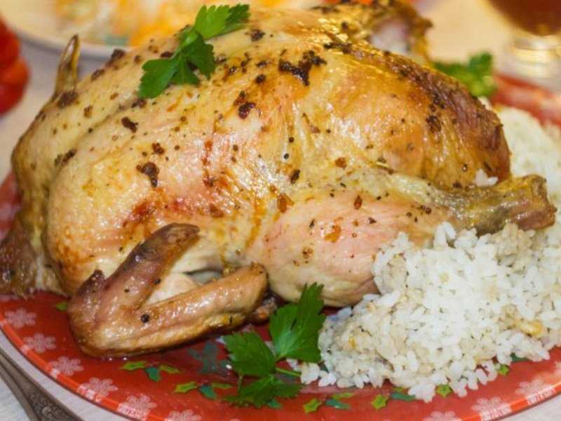 Курица фаршированная рисом - рецепты с черносливом, грибами, яблоками и сухофруктами