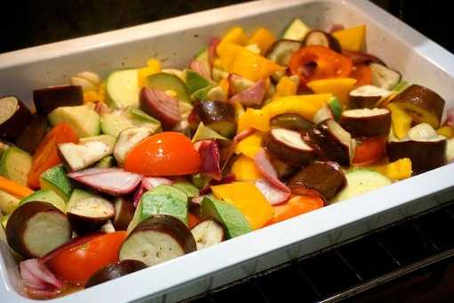 Запеченные овощи в духовке: топ-4 рецепта