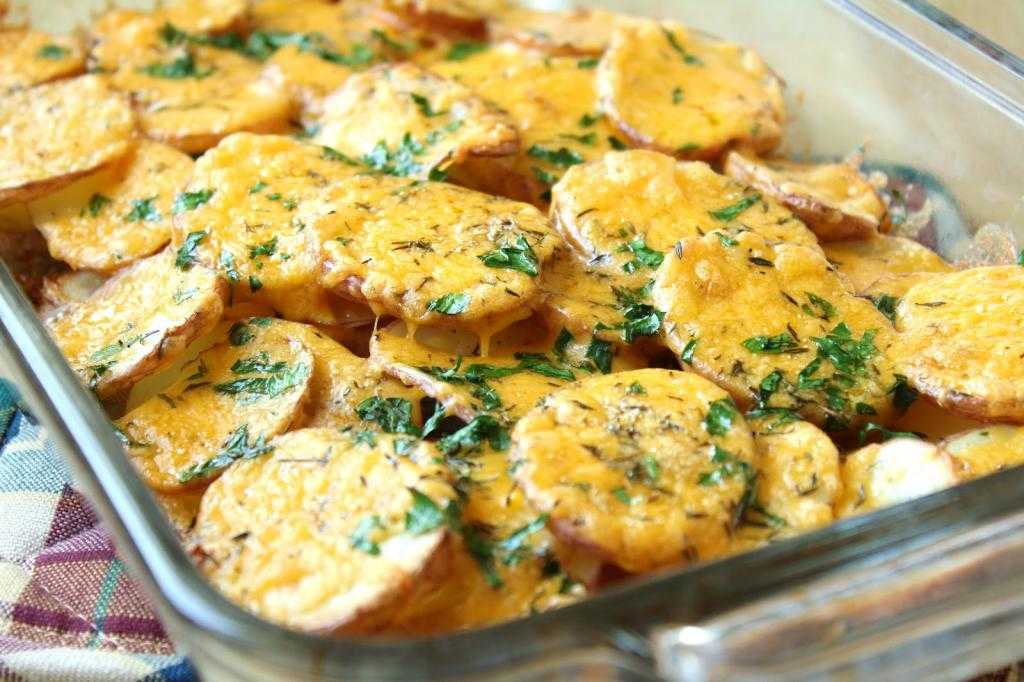 Как приготовить картошку с сыром в духовке по рецепту с фото