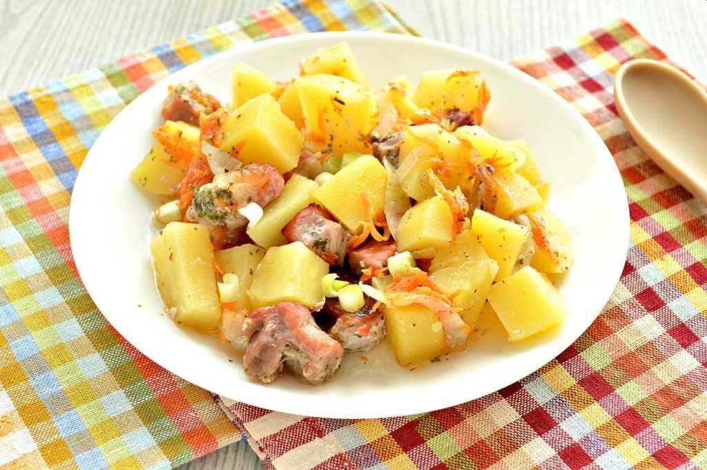 Свинина с картошкой в духовке - простые и вкусные рецепты
