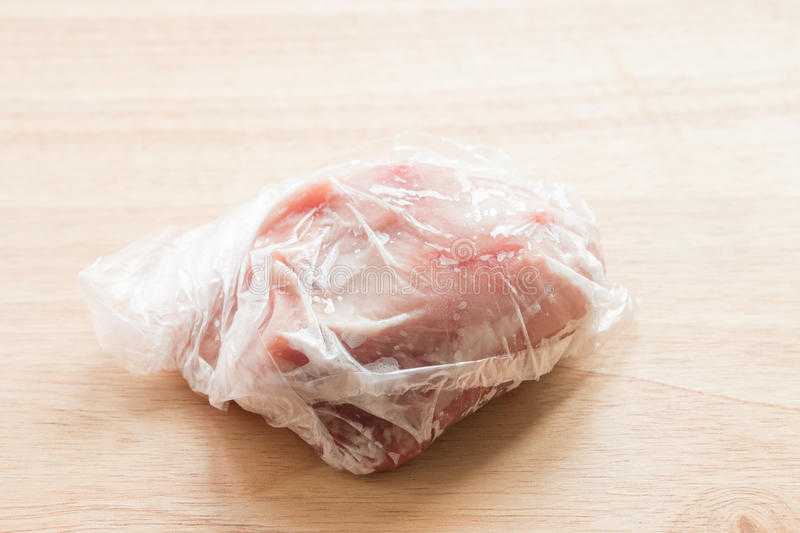 Сколько готовить свинину в микроволновке. мясо в микроволновке рецепты с фото. мясо в микроволновке видео рецепт