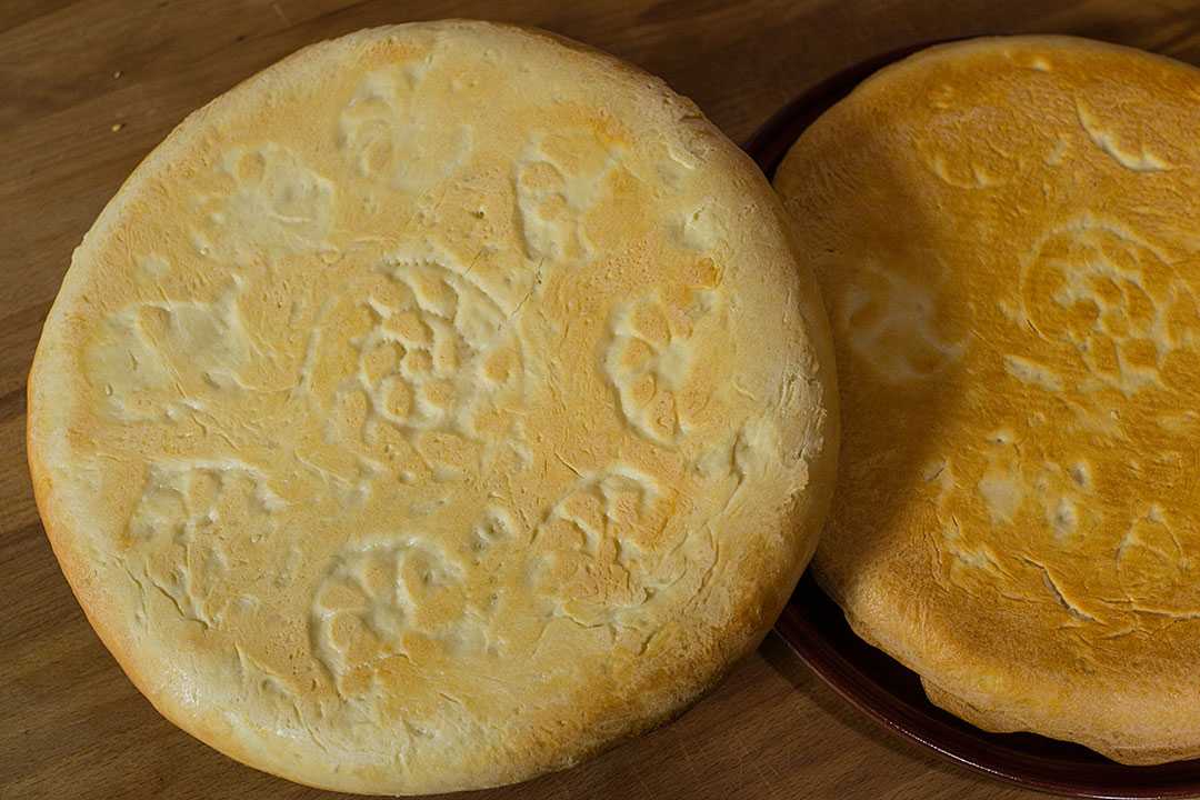 Рецепт хрустящей узбекской лепешки в духовке