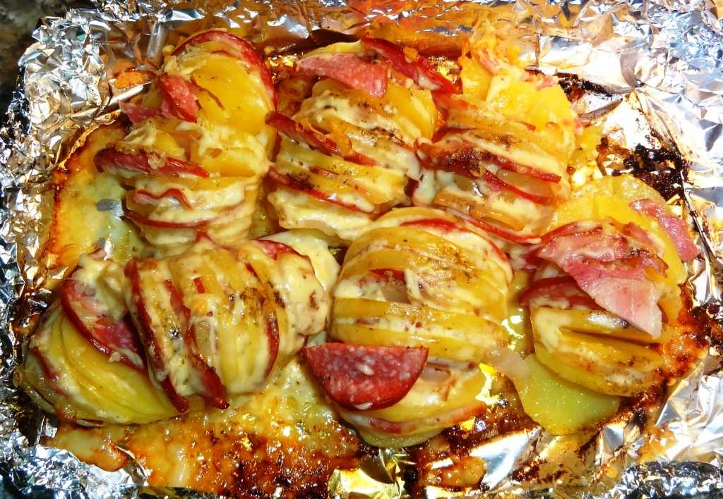 Картофель в беконе, запеченный в духовке: рецепты и советы по приготовлению