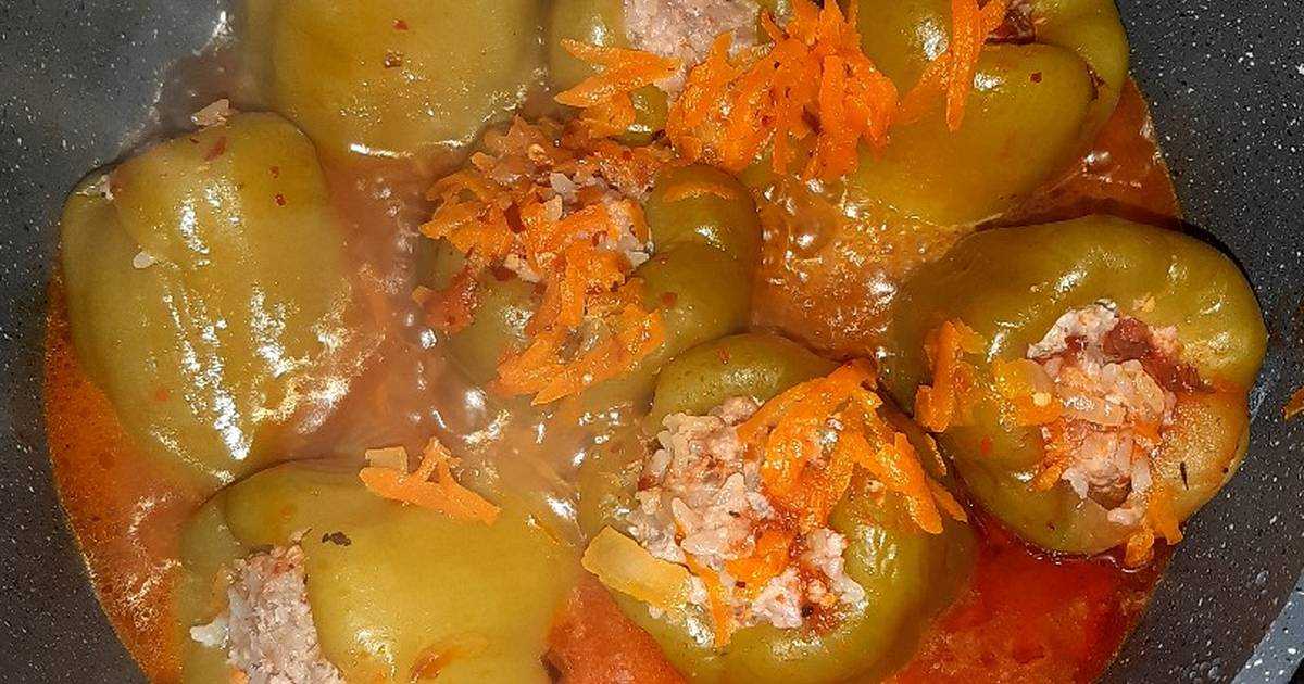 Фаршированный перец в томатном соусе, подробный рецепт